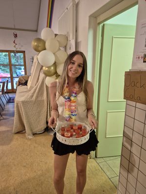 1784995851624_3d54868f.jpg